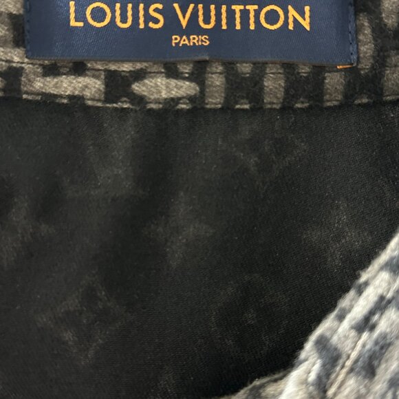 Louis Vuitton Nigo Grey Giant Damier Monogram Button Up Shirt - Picture 4 of 7